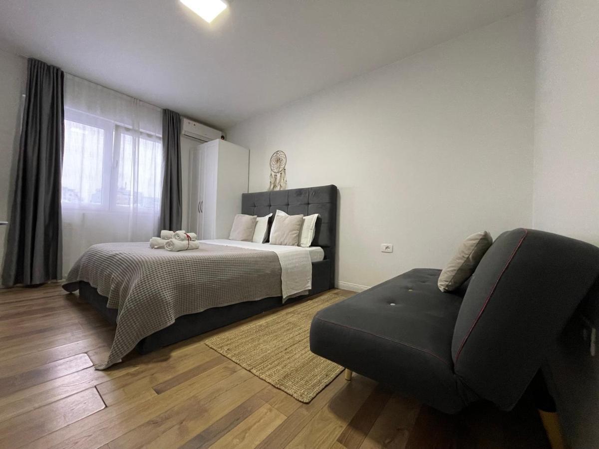 Central Studio Apartments Tirana Buitenkant foto